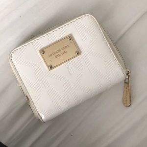 Michael Kors White Wallet